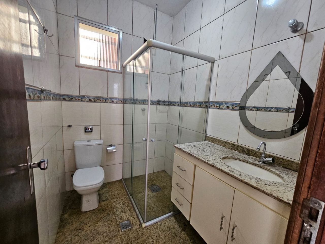 Casa à venda com 3 quartos, 276m² - Foto 17