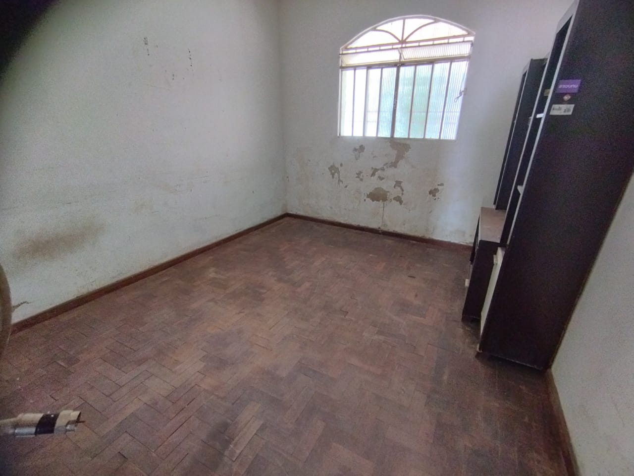 Casa à venda com 6 quartos, 234m² - Foto 6
