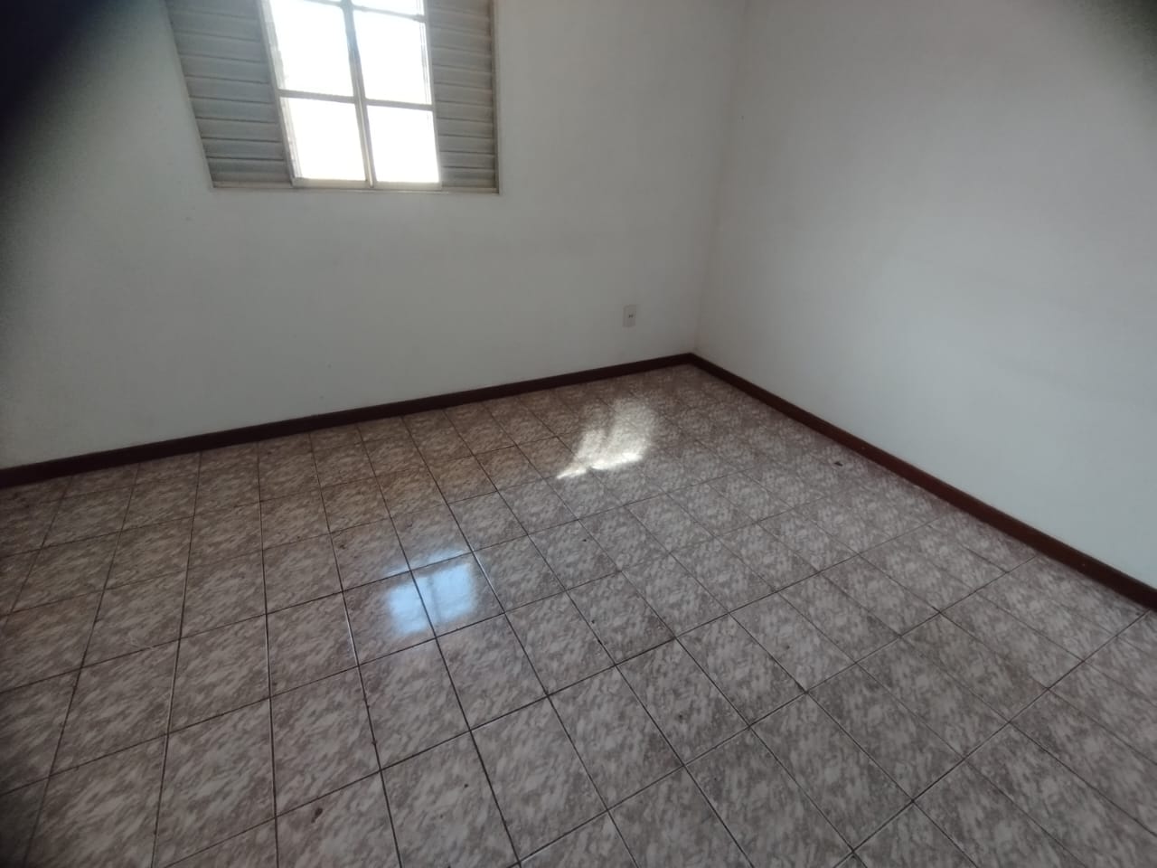Casa à venda com 6 quartos, 234m² - Foto 15