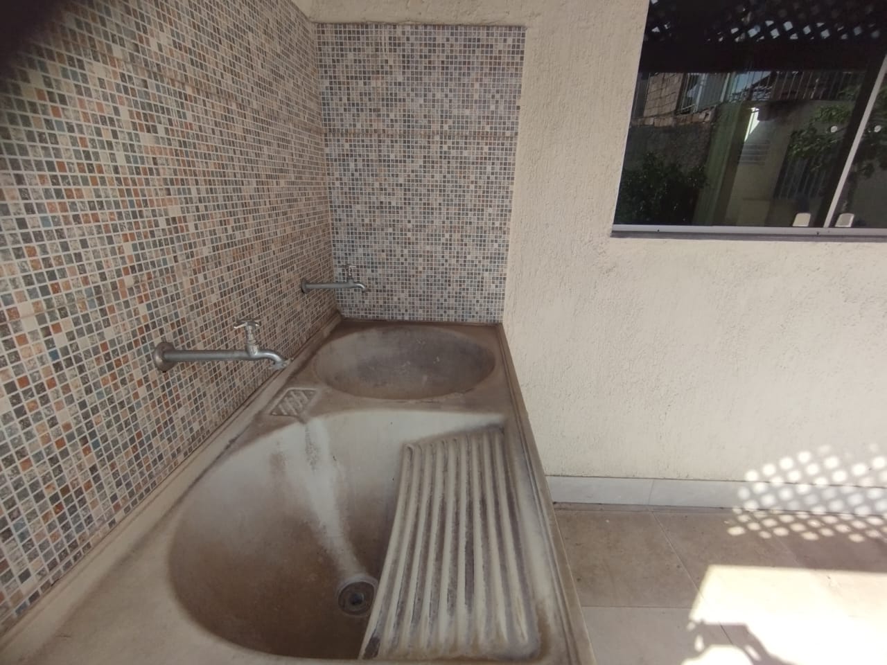 Casa à venda com 6 quartos, 234m² - Foto 21
