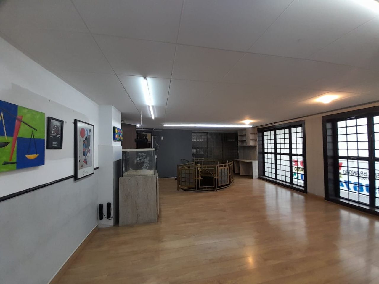 Casa, 6 quartos, 300 m² - Foto 2