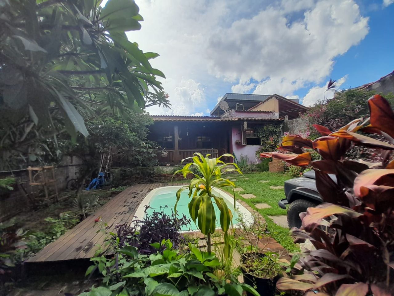 Casa à venda com 3 quartos, 164m² - Foto 4