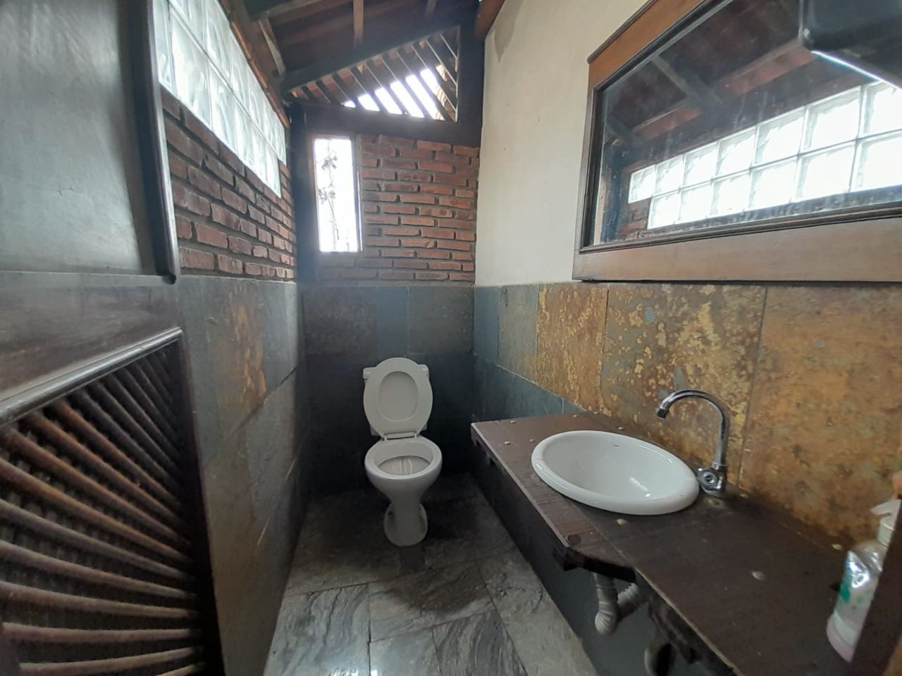 Casa à venda com 3 quartos, 164m² - Foto 5