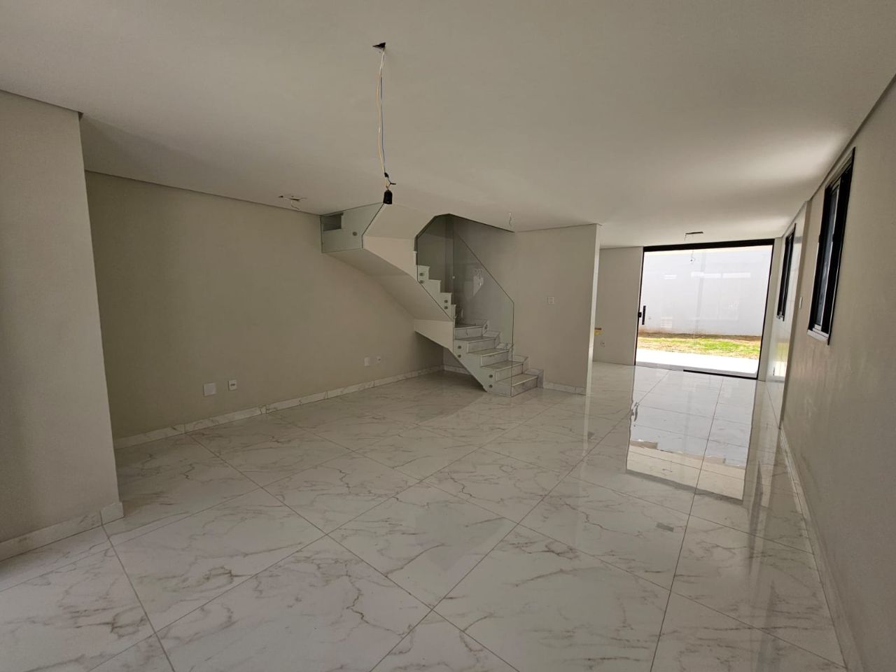 Casa para alugar com 3 quartos, 115m² - Foto 3