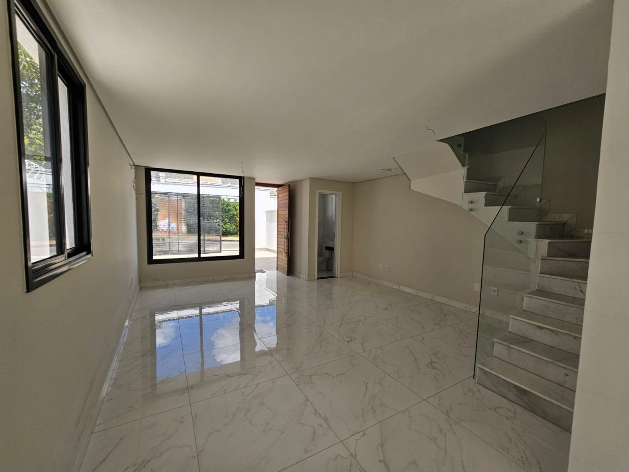 Casa para alugar com 3 quartos, 115m² - Foto 4