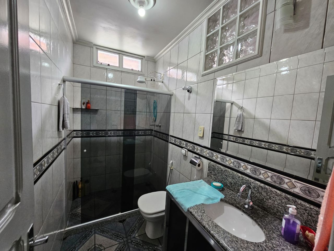 Casa à venda com 3 quartos, 224m² - Foto 6