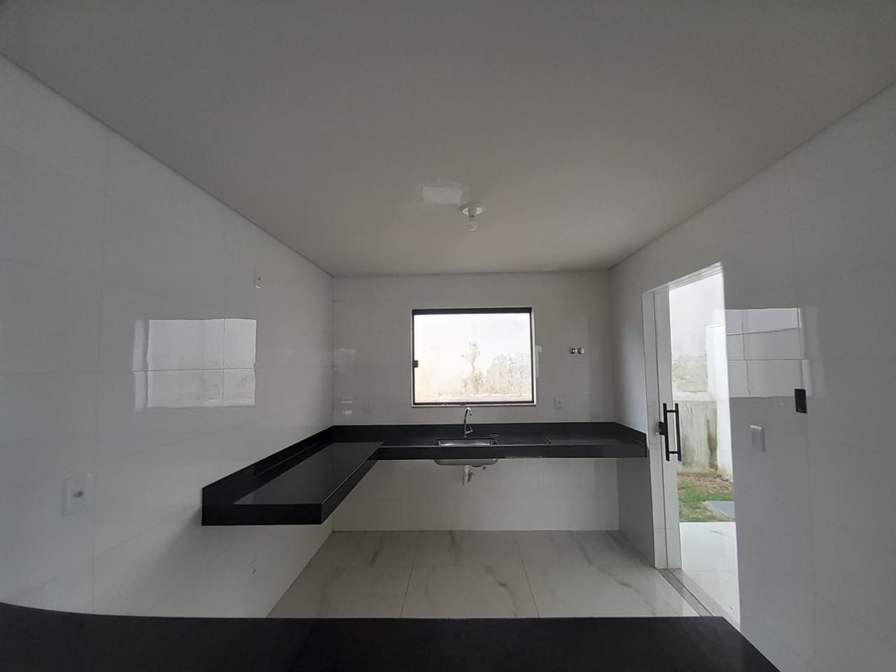 Casa à venda com 3 quartos, 118m² - Foto 6