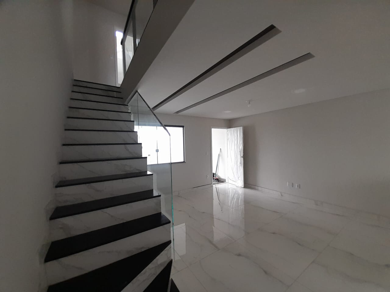 Casa à venda com 3 quartos, 118m² - Foto 12
