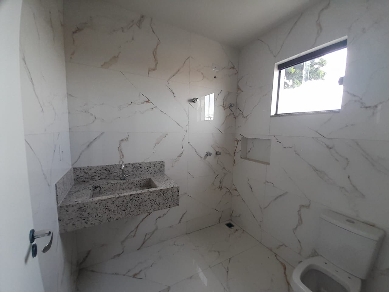 Casa à venda com 3 quartos, 118m² - Foto 17