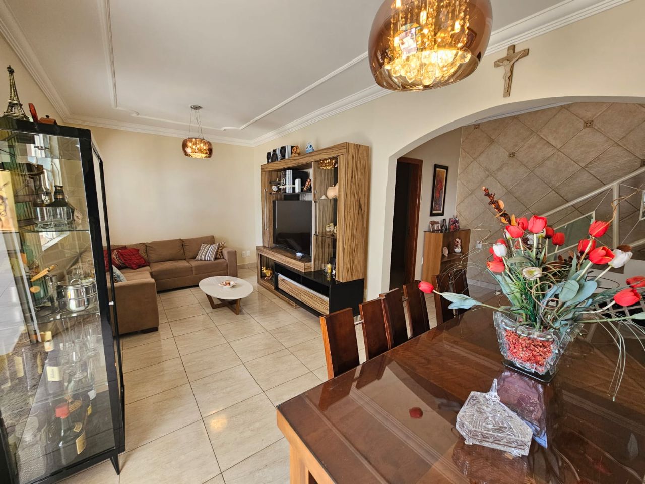 Casa à venda com 4 quartos, 340m² - Foto 4