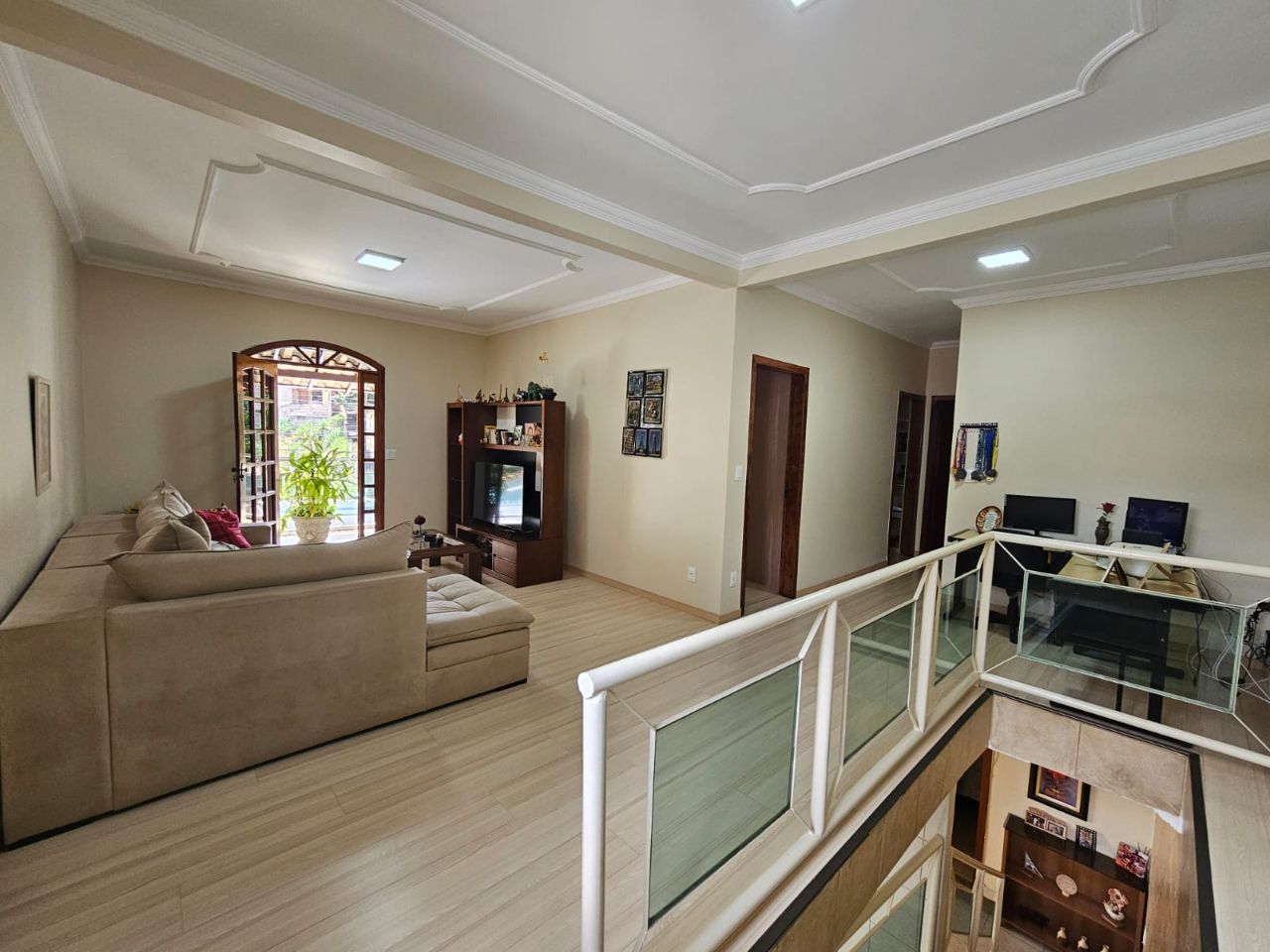 Casa à venda com 4 quartos, 340m² - Foto 8