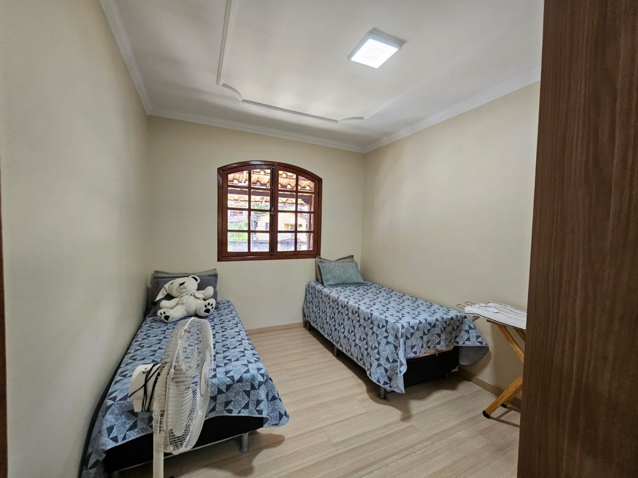 Casa à venda com 4 quartos, 340m² - Foto 13