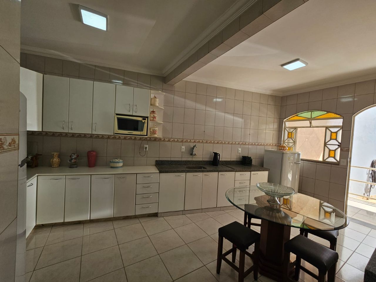 Casa à venda com 4 quartos, 340m² - Foto 24