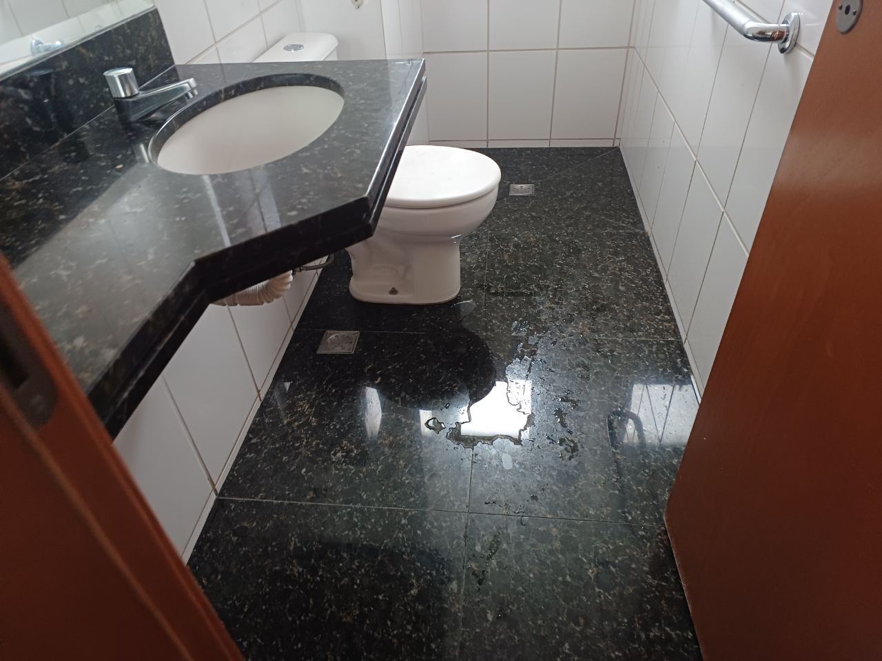 Apartamento à venda com 3 quartos, 119m² - Foto 8