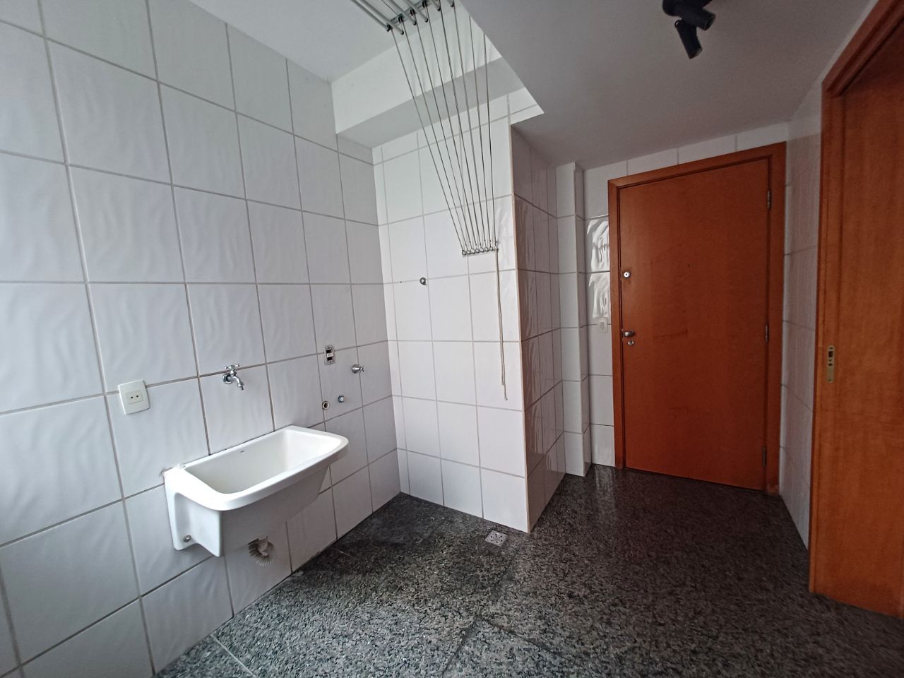 Apartamento à venda com 3 quartos, 119m² - Foto 22