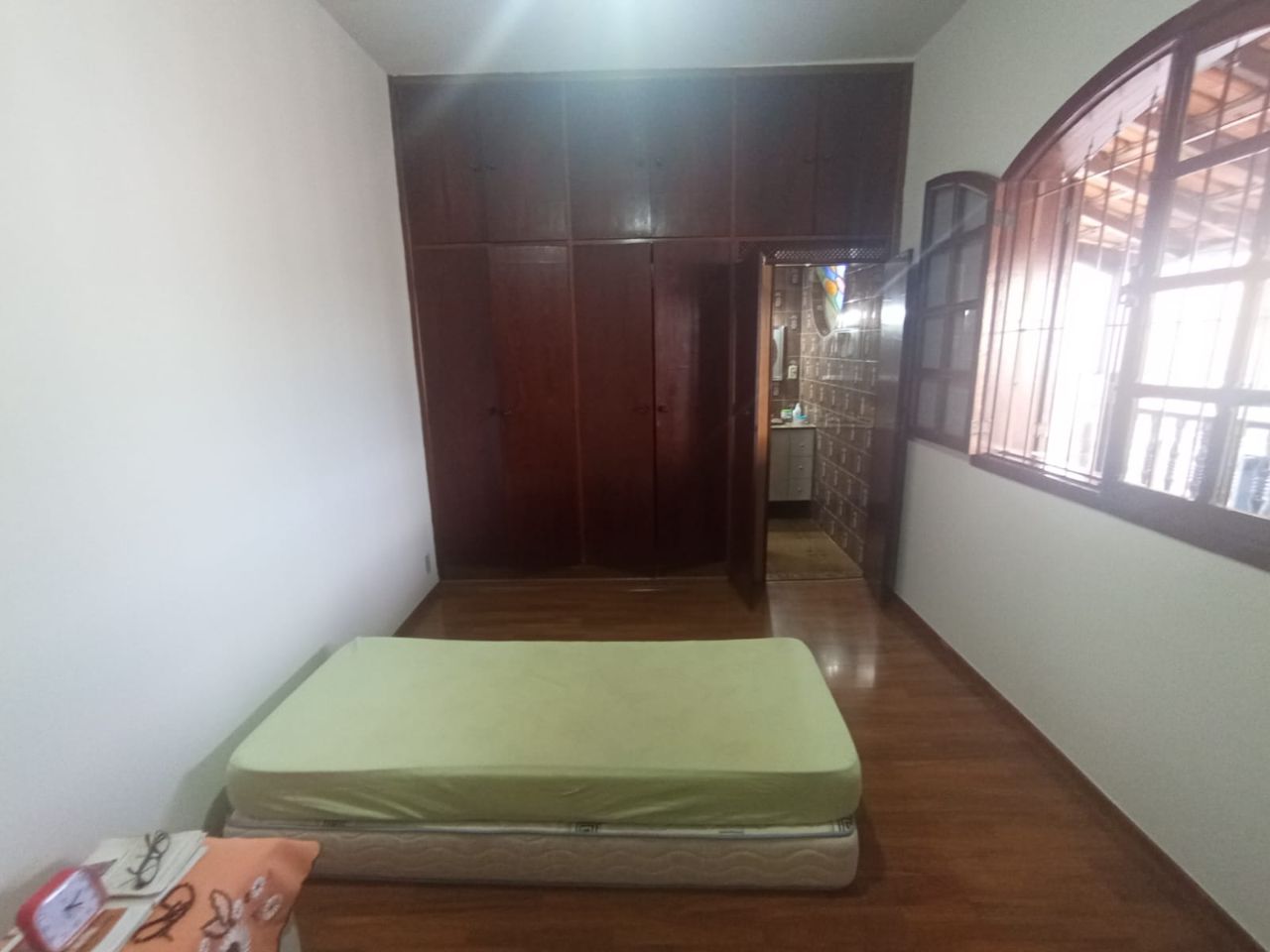Casa para alugar com 4 quartos, 200m² - Foto 4