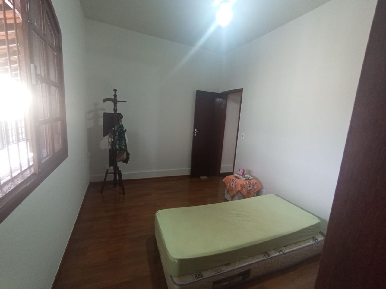 Casa para alugar com 4 quartos, 200m² - Foto 8