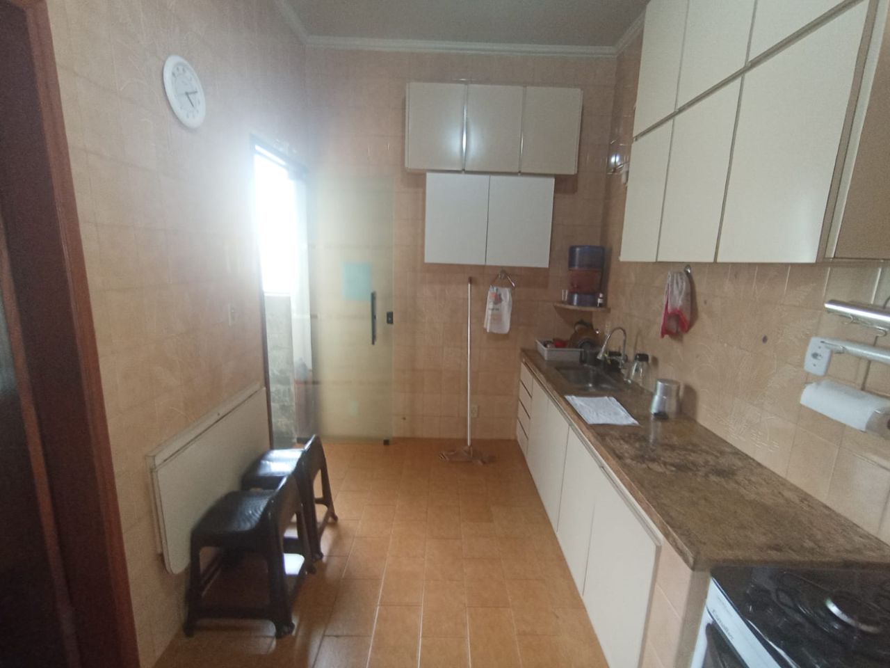 Casa para alugar com 4 quartos, 200m² - Foto 14