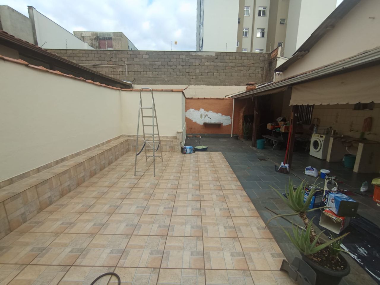 Casa para alugar com 4 quartos, 200m² - Foto 25