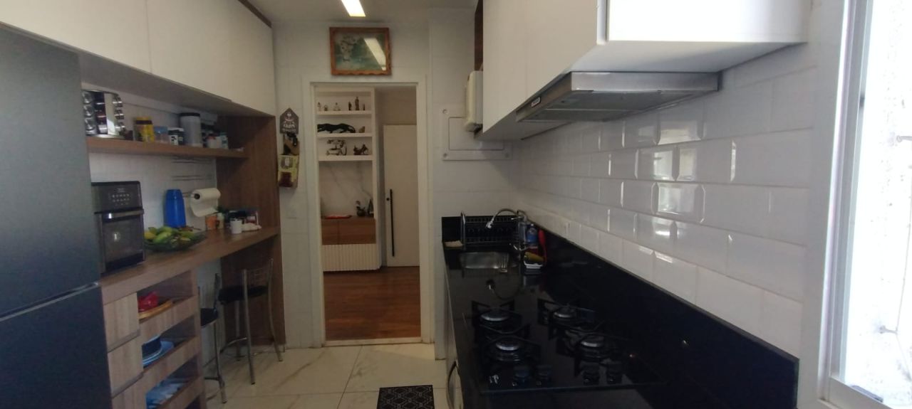 Apartamento à venda com 3 quartos, 81m² - Foto 4