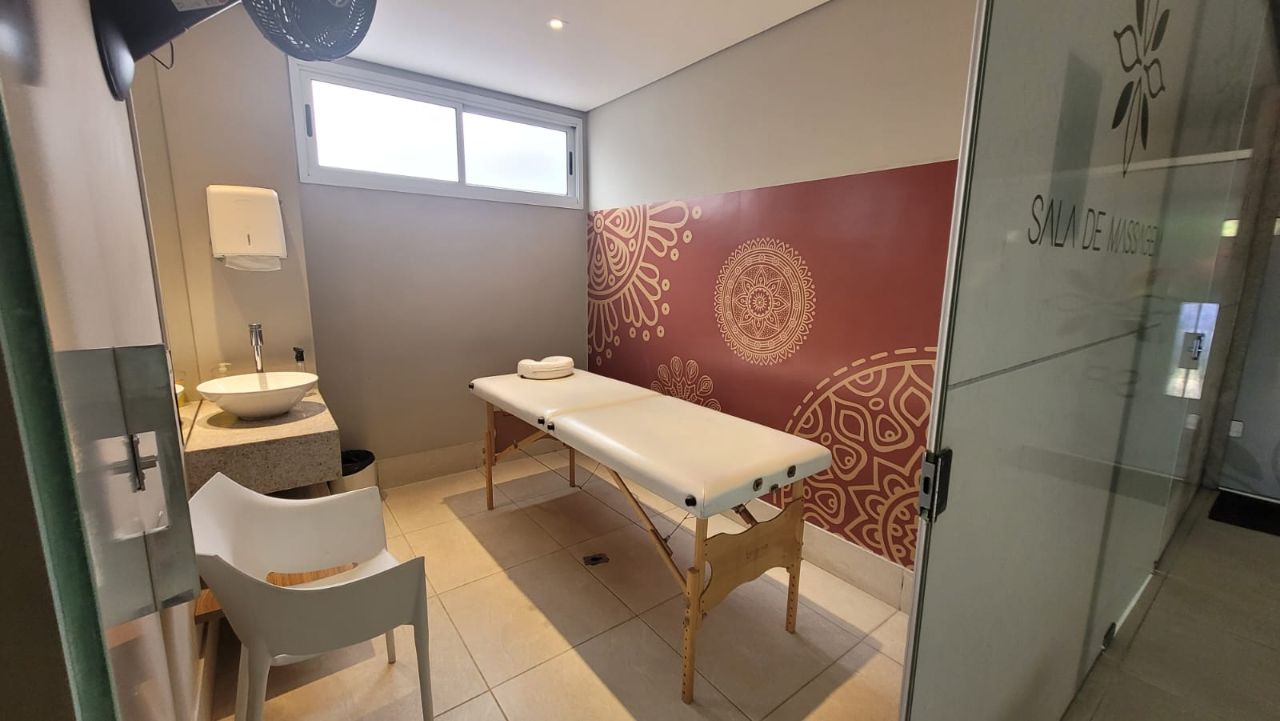 Apartamento à venda com 3 quartos, 81m² - Foto 21