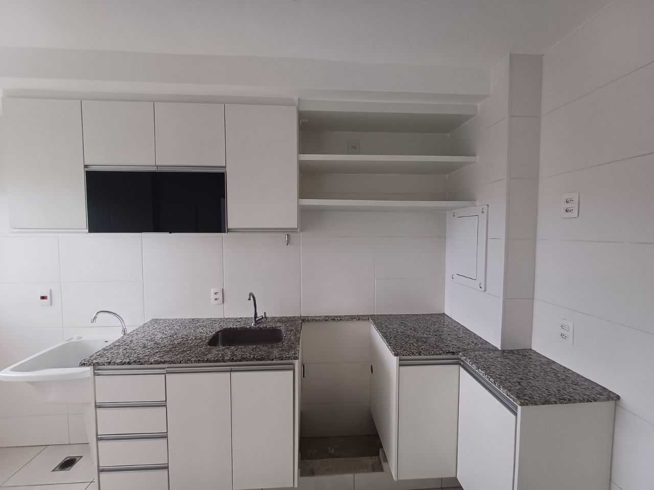 Apartamento à venda com 2 quartos, 59m² - Foto 13