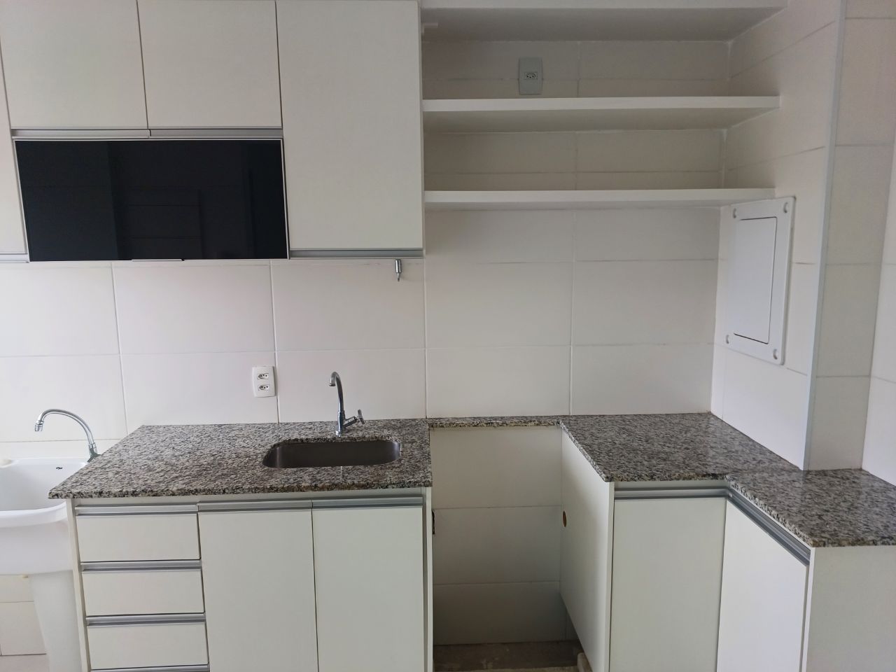 Apartamento à venda com 2 quartos, 59m² - Foto 15