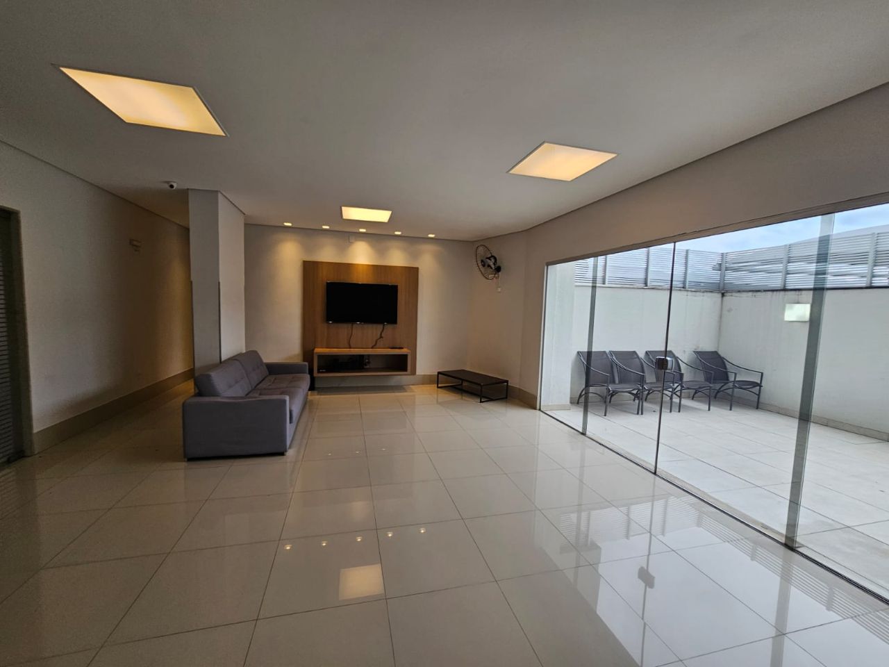 Apartamento à venda com 2 quartos, 59m² - Foto 20