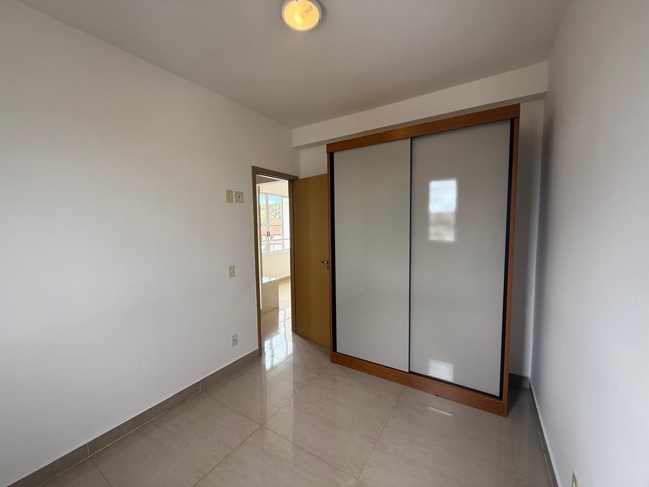Apartamento para alugar com 2 quartos, 60m² - Foto 7
