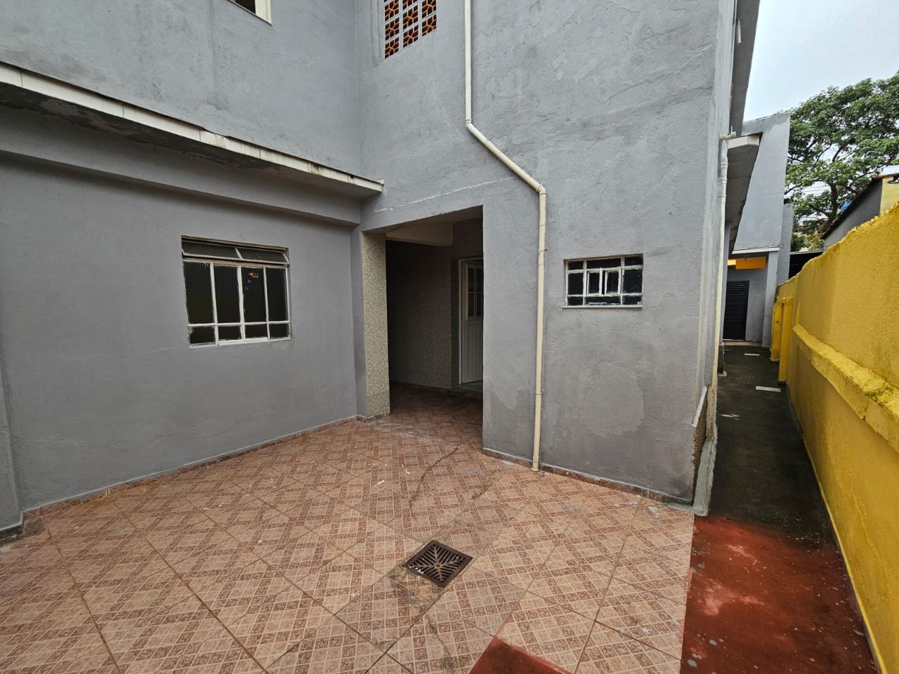 Casa para alugar com 3 quartos, 90m² - Foto 19