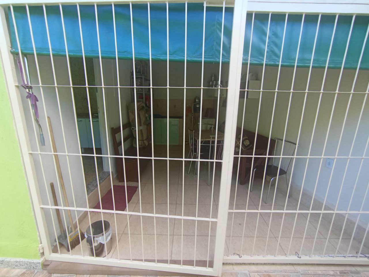Casa à venda com 2 quartos, 60m² - Foto 17