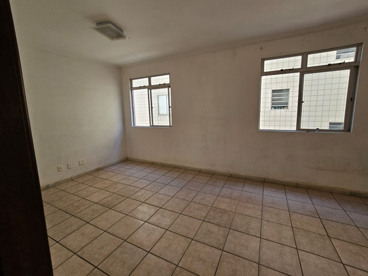 Apartamento para alugar com 3 quartos, 90m² - Foto 4