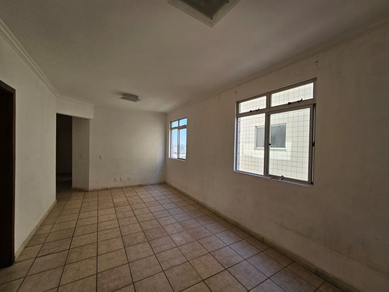 Apartamento para alugar com 3 quartos, 90m² - Foto 5