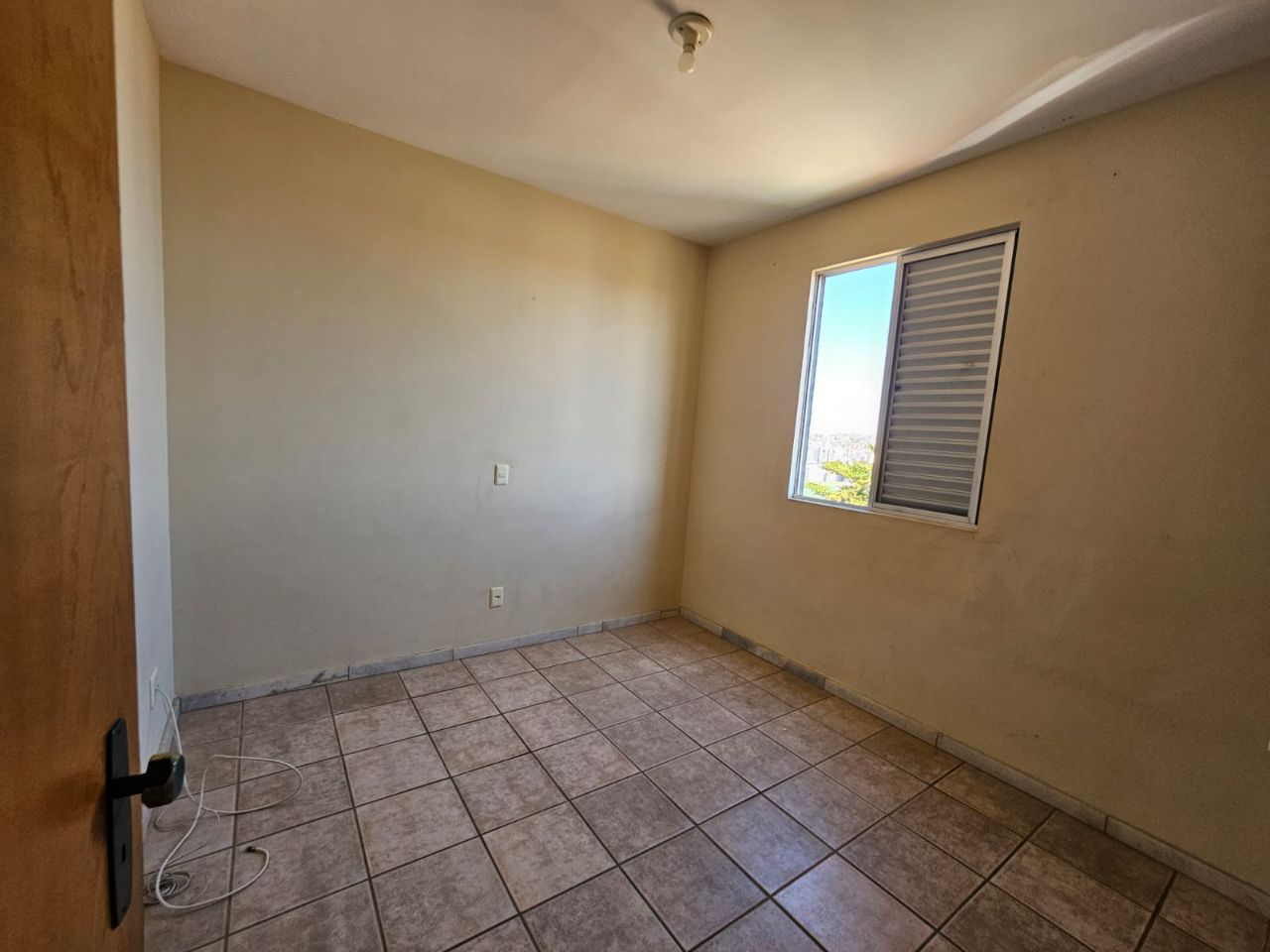 Apartamento para alugar com 3 quartos, 90m² - Foto 14