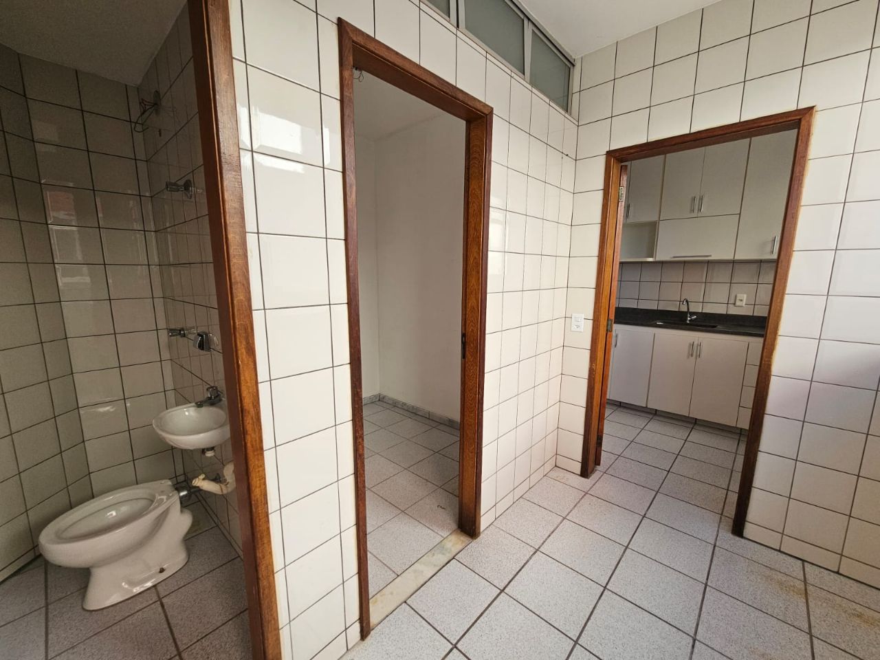 Apartamento para alugar com 3 quartos, 90m² - Foto 21
