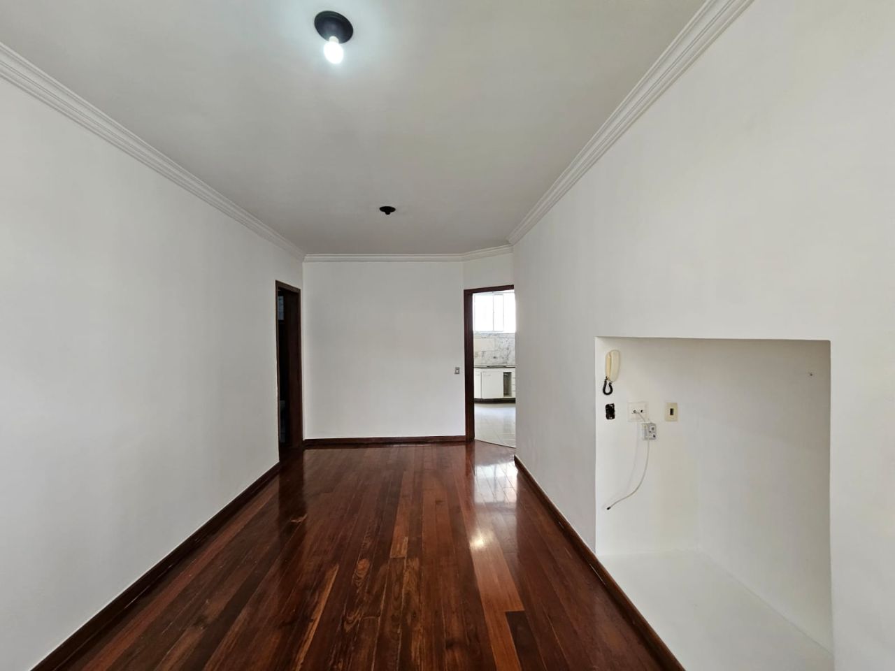 Apartamento para alugar com 3 quartos, 79m² - Foto 3