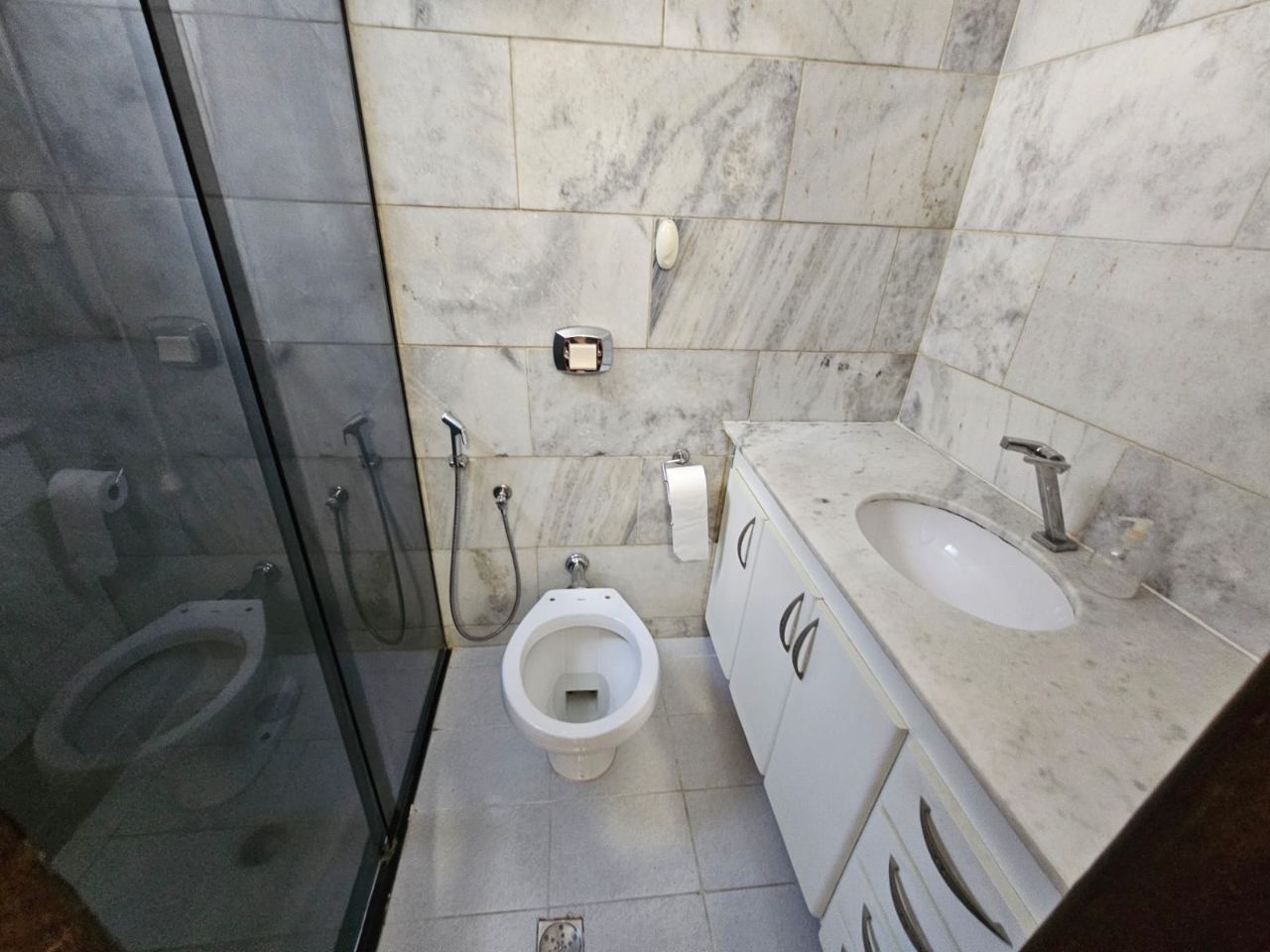 Apartamento para alugar com 3 quartos, 79m² - Foto 10