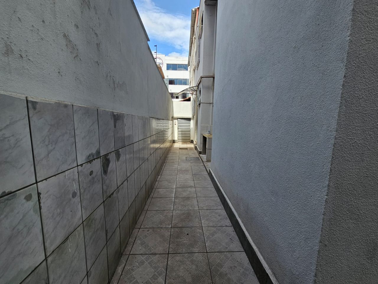 Apartamento para alugar com 3 quartos, 79m² - Foto 24