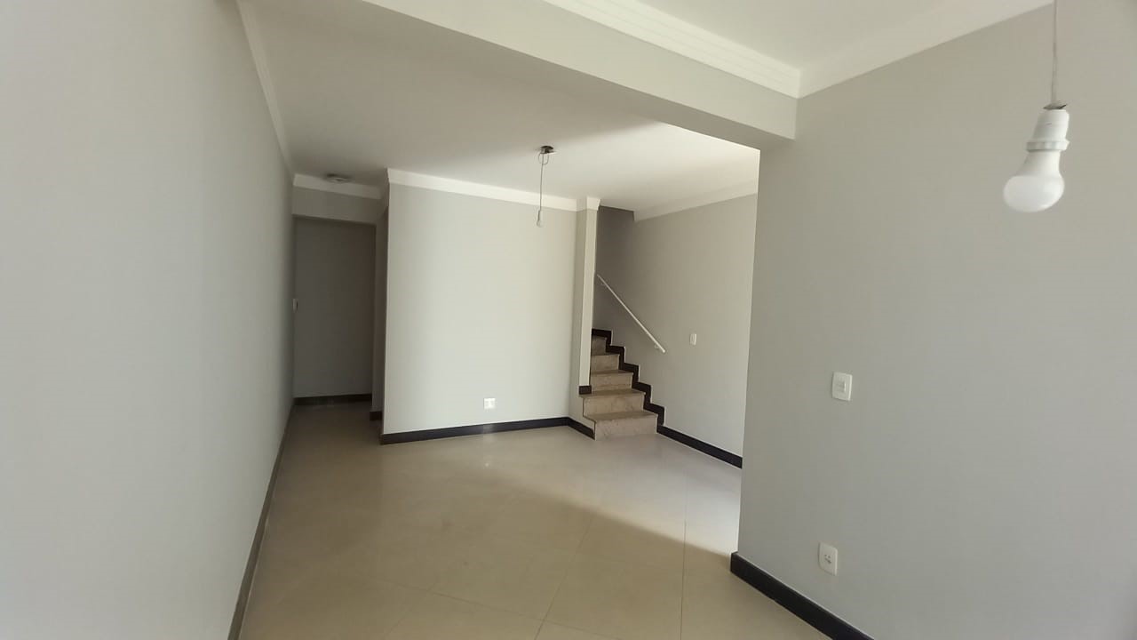 Casa, 3 quartos, 78 m² - Foto 2