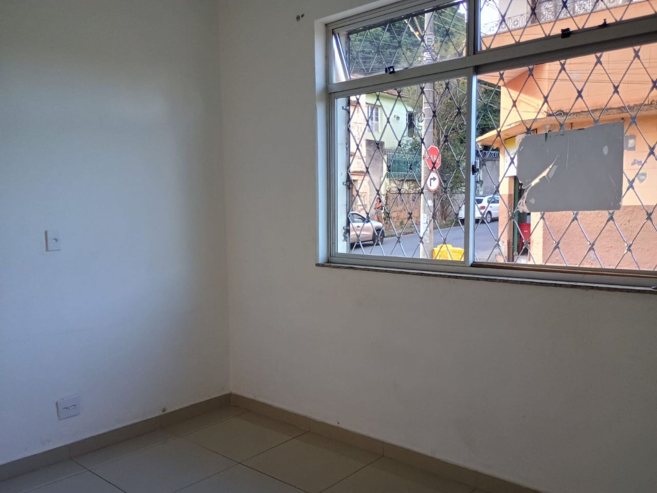 Apartamento à venda com 2 quartos, 60m² - Foto 3