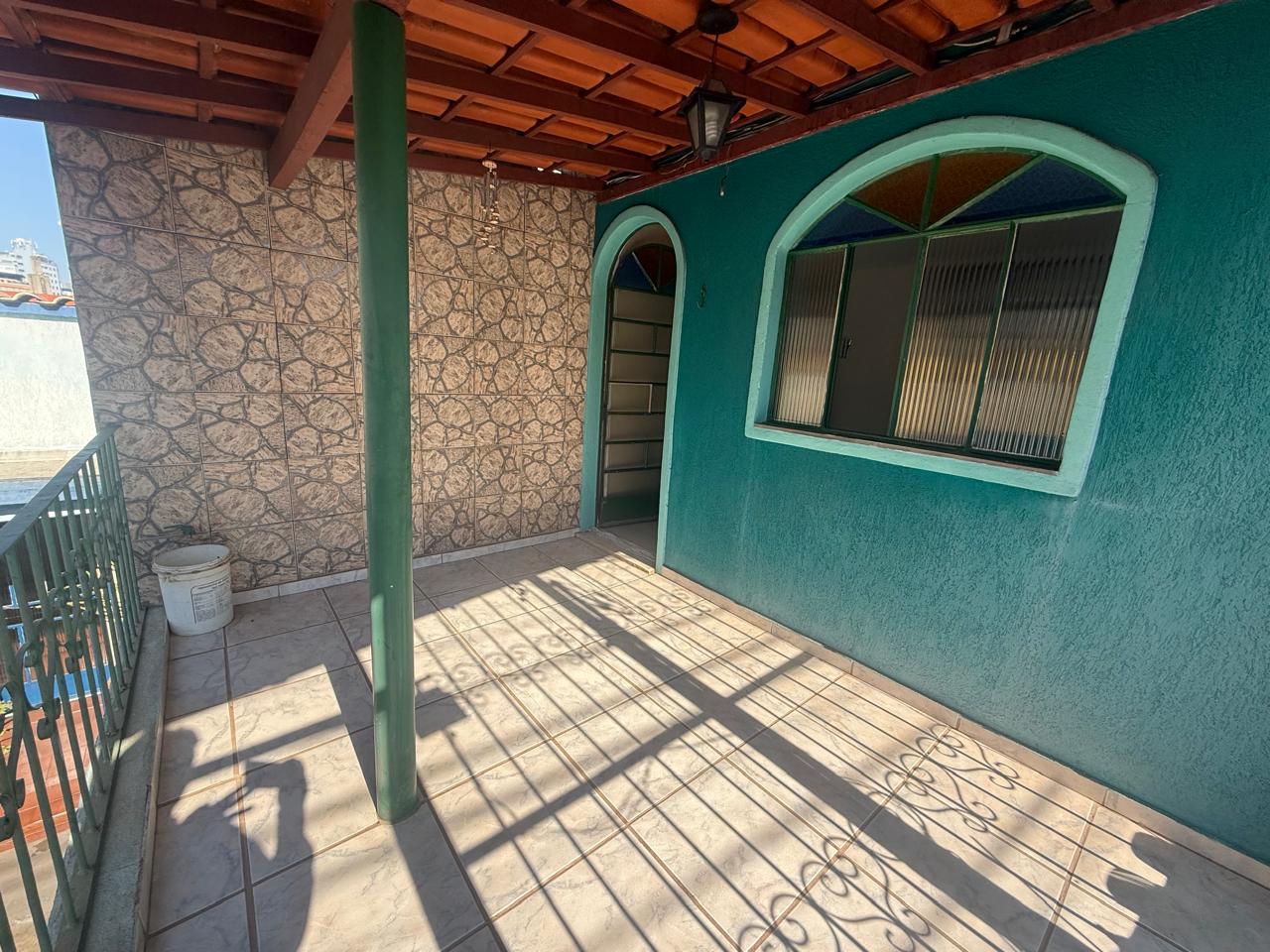 Casa, 3 quartos, 300 m² - Foto 1