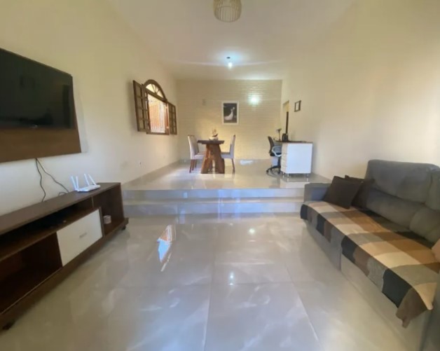 Casa, 3 quartos, 190 m² - Foto 1