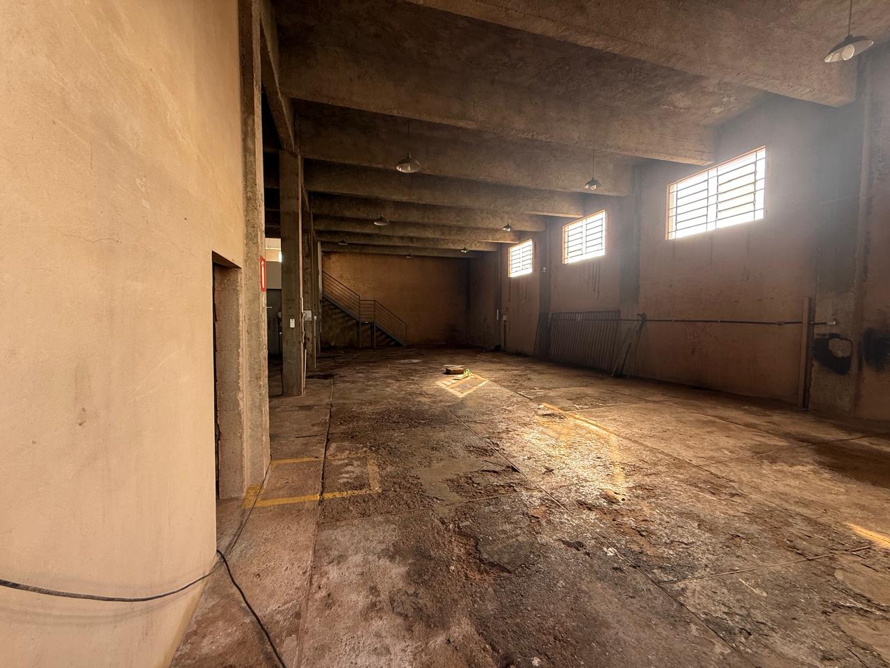 Depósito-Galpão, 300 m² - Foto 5