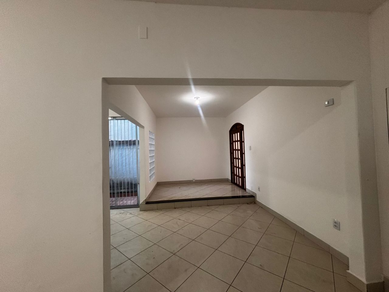 Casa, 5 quartos, 374 m² - Foto 2