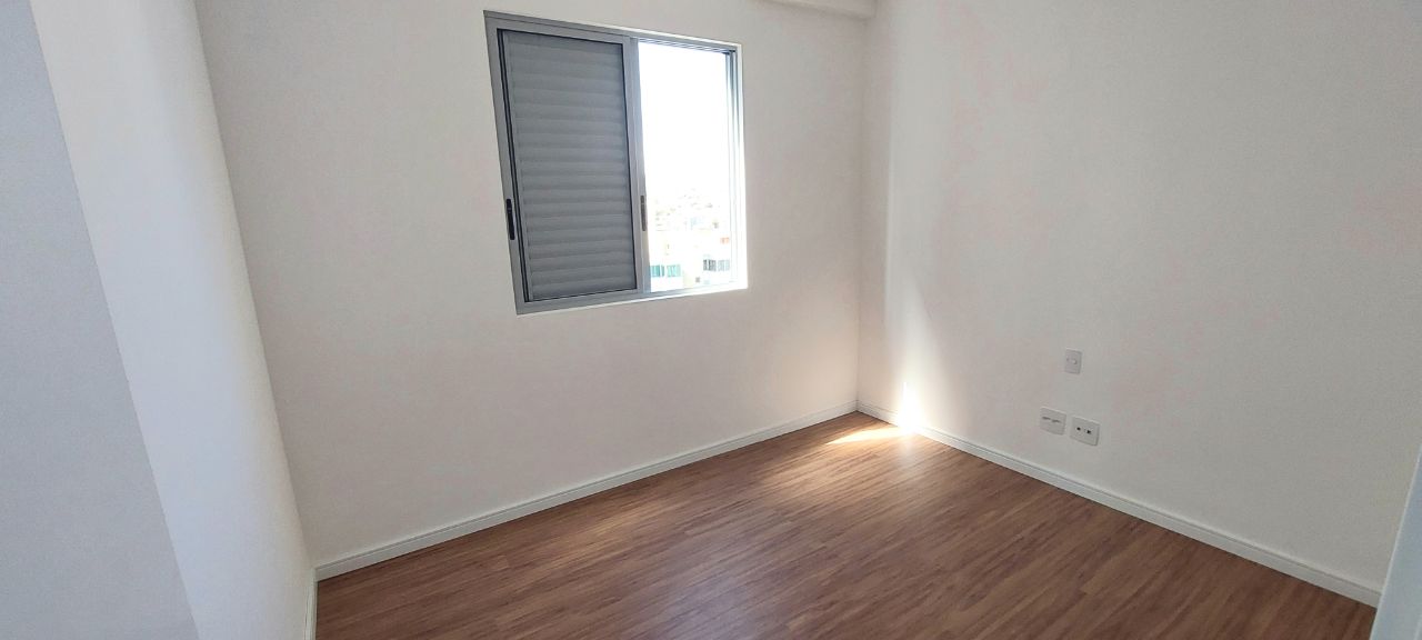 Apartamento à venda com 2 quartos, 64m² - Foto 7