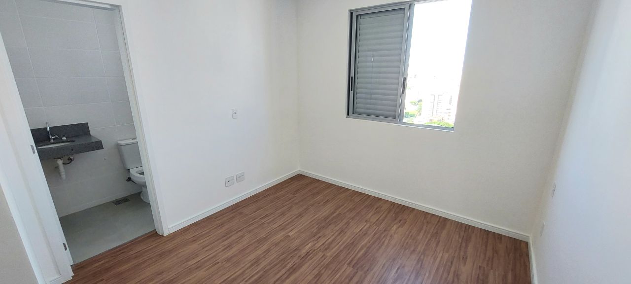 Apartamento à venda com 2 quartos, 64m² - Foto 13