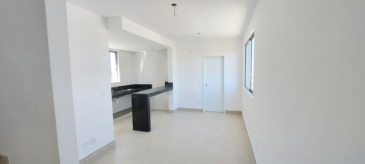 Cobertura à venda com 2 quartos, 90m² - Foto 4