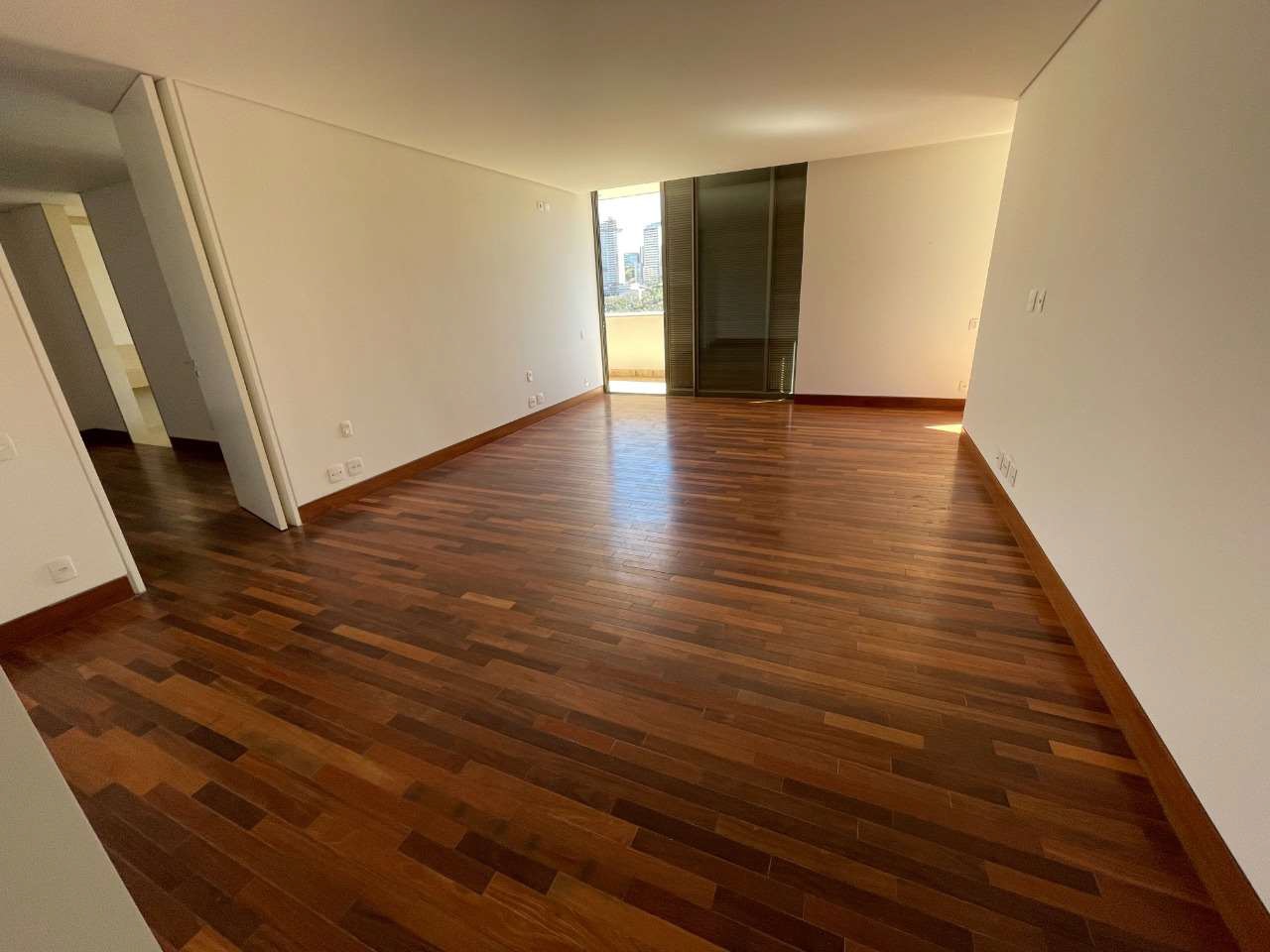 Apartamento à venda com 4 quartos, 576m² - Foto 12