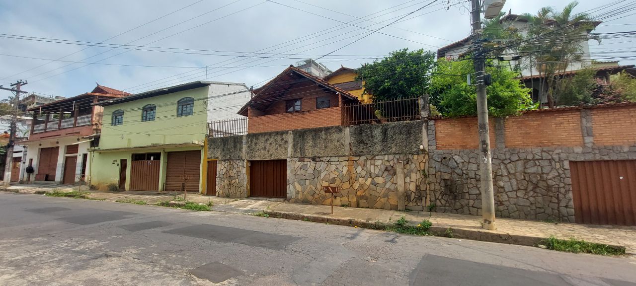 Casa à venda com 3 quartos, 308m² - Foto 25