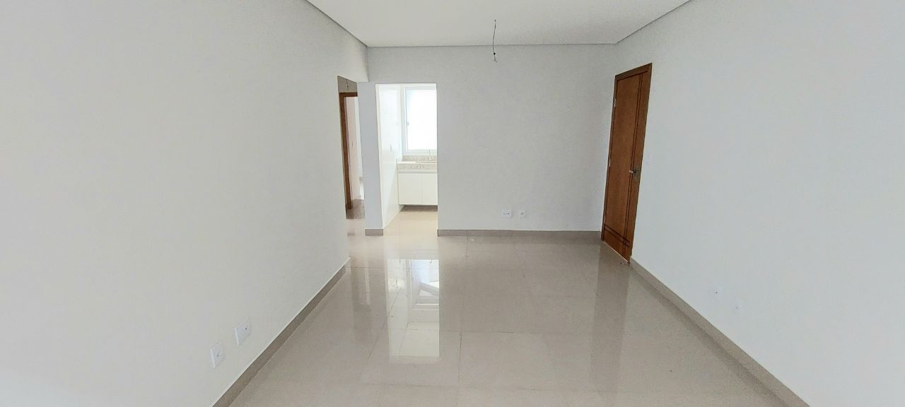 Apartamento à venda com 3 quartos, 116m² - Foto 3